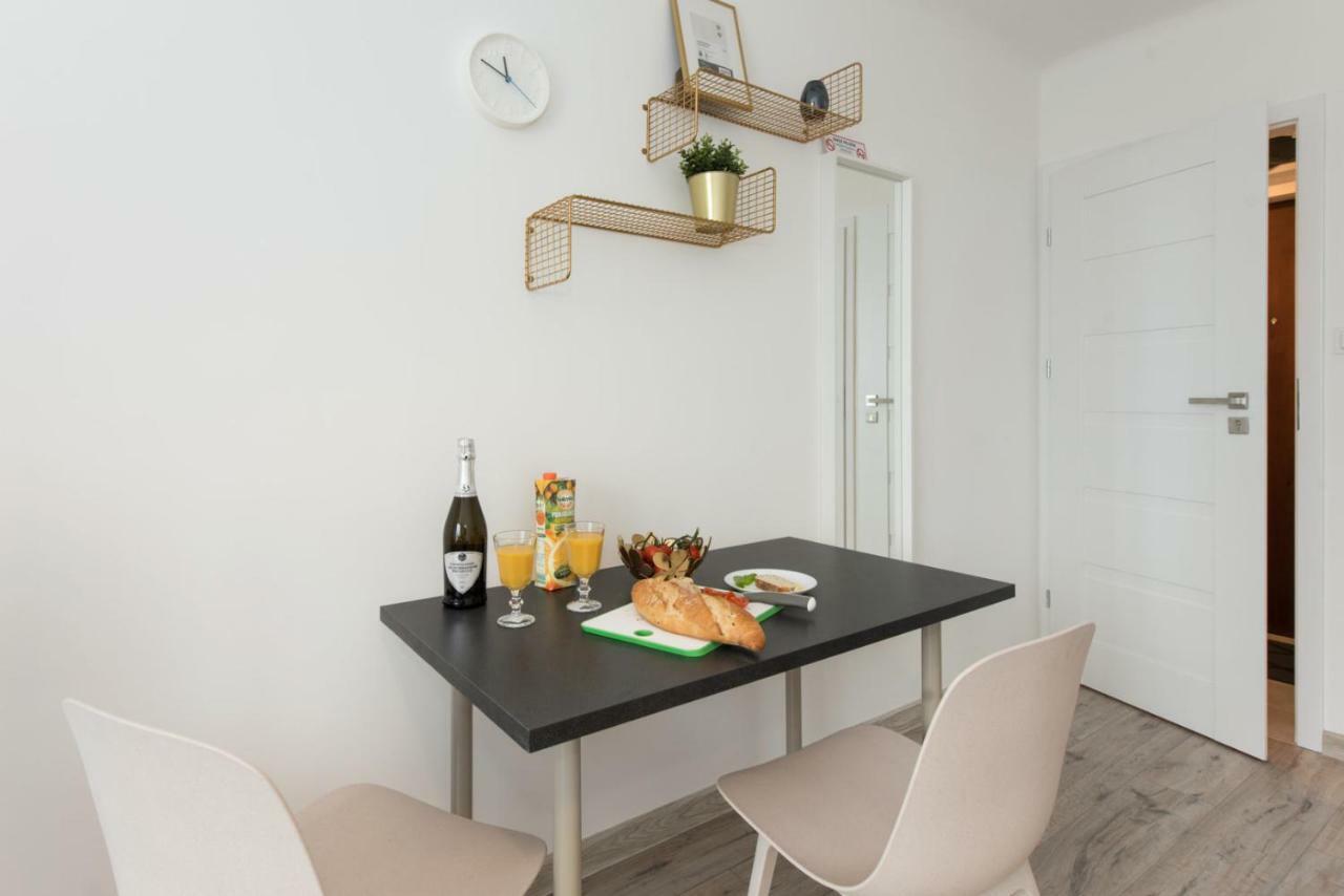 Superapart Belwederska A Ministudio, Balcony, Kitchen, Pet-Friendly, Tv & Wifi Варшава Экстерьер фото